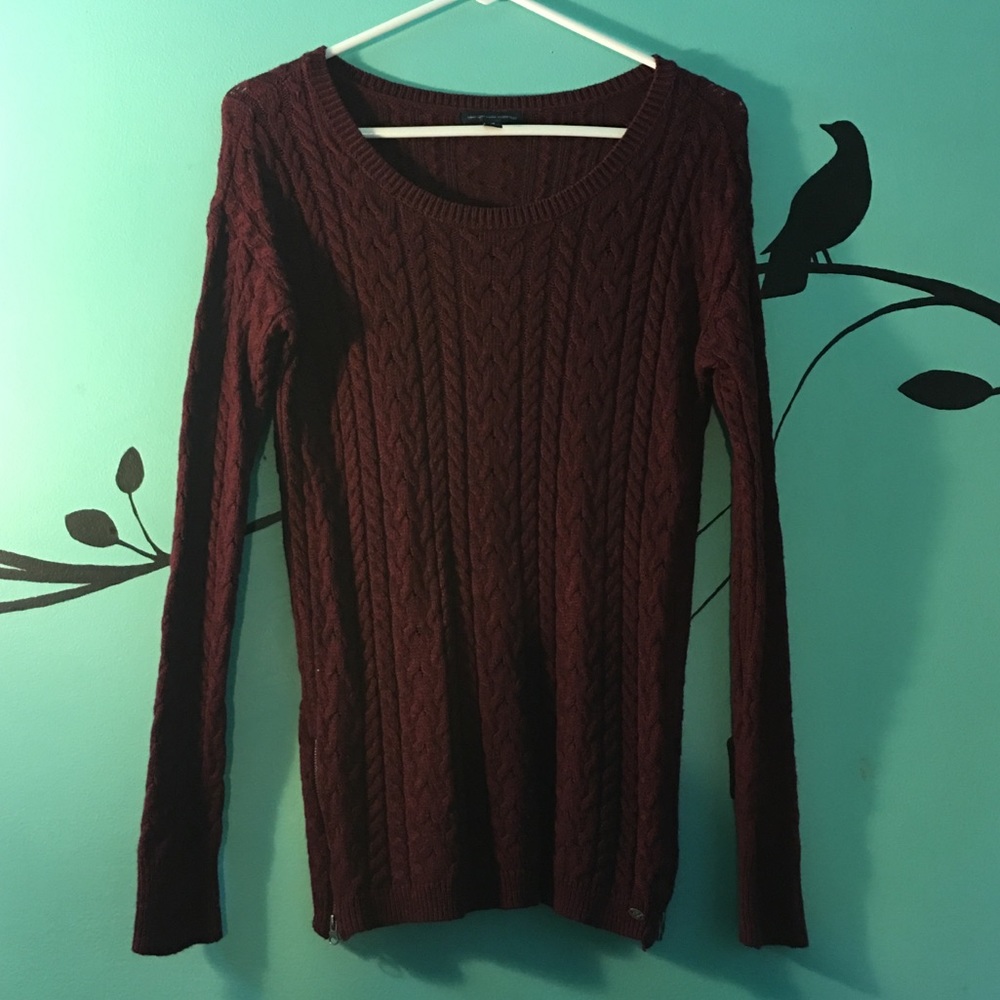 Maroon Zipper American Eagle Sweater
